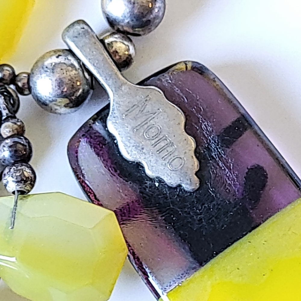 MOMO GLASSWORKS PENDANT on 20" GOLD GLASS BEAD NECKLACE - STERLING SILVER CLASP - Picture 6 of 8